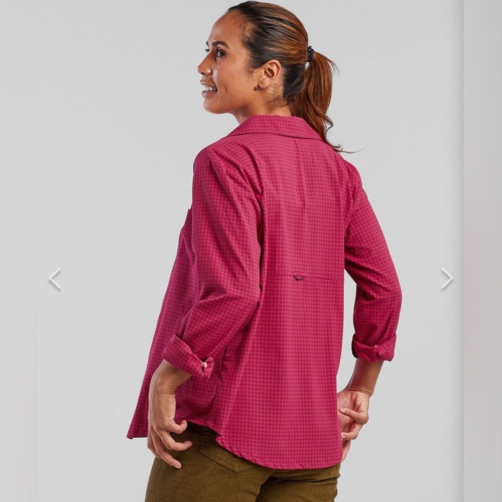 Title Nine Tuolumne Tech Button Down Shirt - Picture 2 of 10